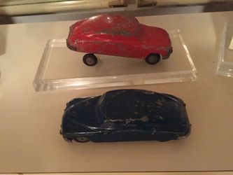 2 Vintage 1940s/50s metal toy car Hudson J.S.products