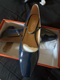 zapatillas azules nuevas