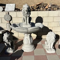 New Fountain With 2 Lions Made Out Of Cement 