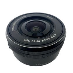 Sony Lens SELP1650 E f/3.5-5.6 16-50mm OSS 0.25/0.82ft-0.30m/0.98ft 