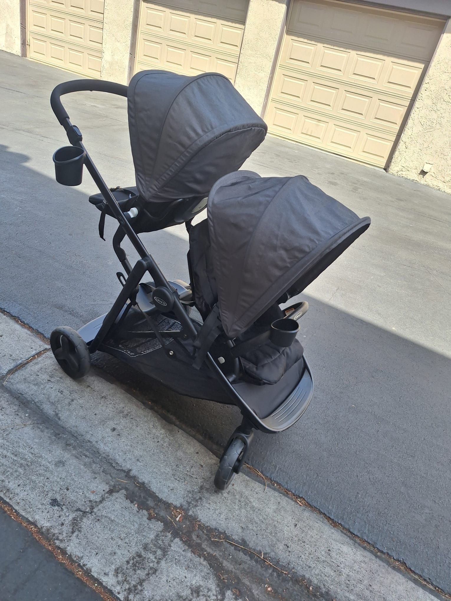 Graco, Dark Gray