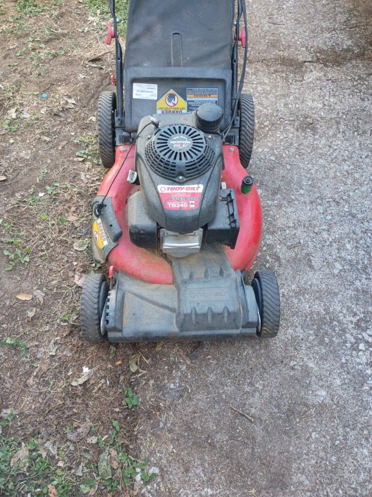 Troy Bilt Lawn Mower For Parts 
