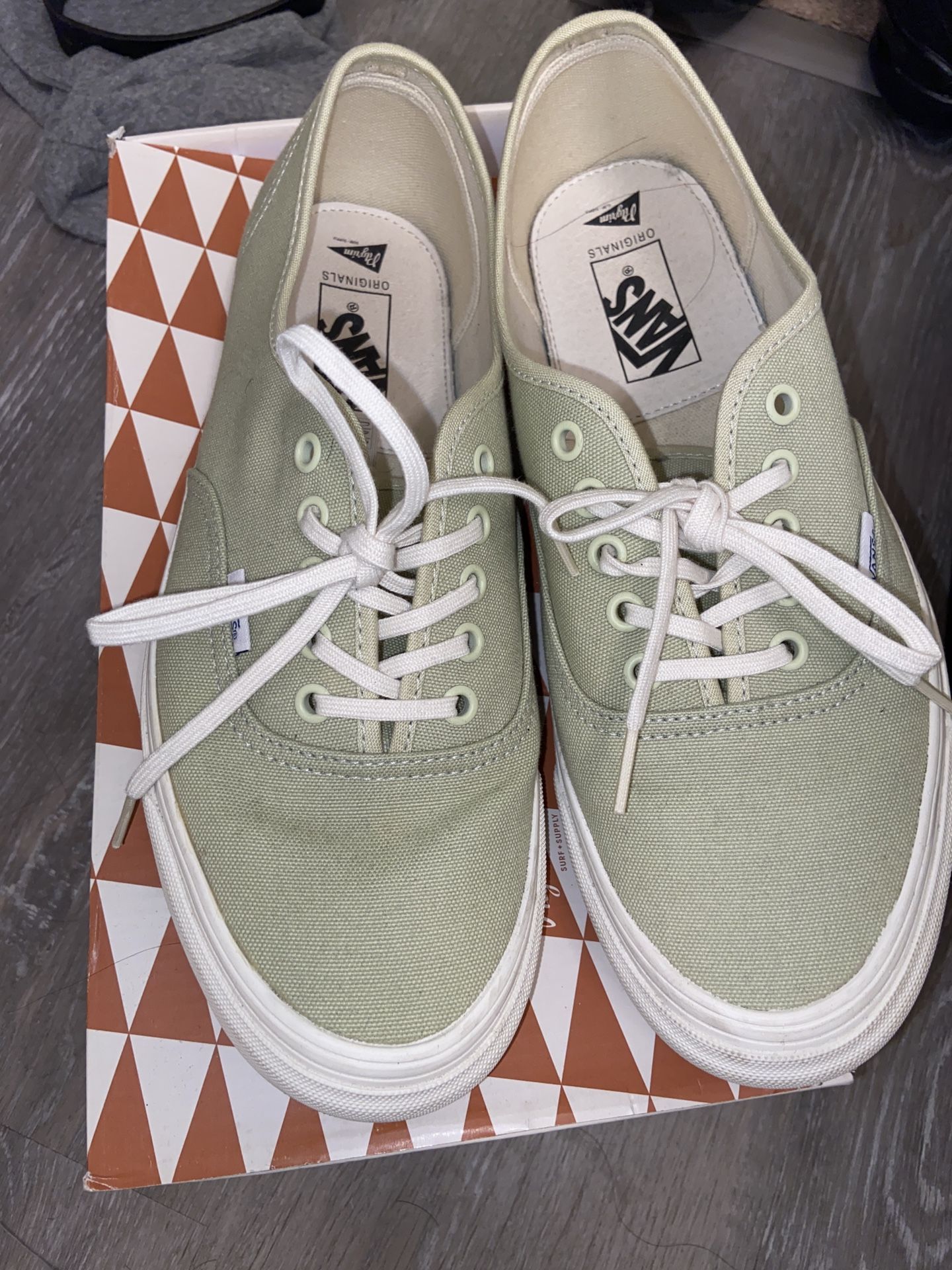 Pilgrim Vans Lx Size 10.5 Used