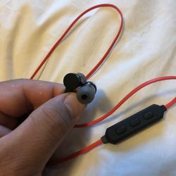 Wireless headphones