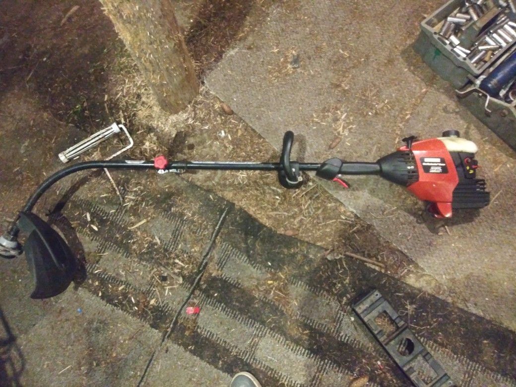 Craftsman 32cc weed wacker trimmer for Sale in Grayland, WA OfferUp
