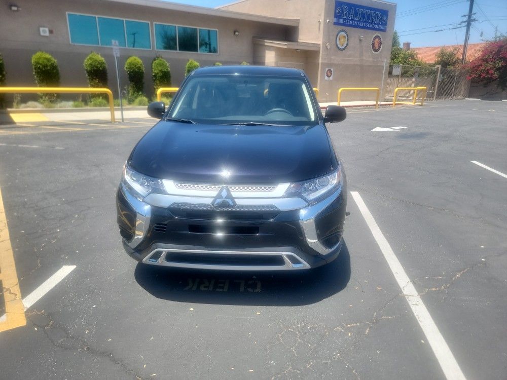 2019 Mitsubishi Outlander