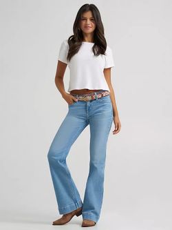Wrangler retro mid rise jeans
