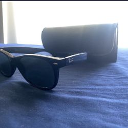Authentic Ray-Ban Wayfarer Sunglasses RB2140/2132 + Case - Pre-owned Excellent Condition