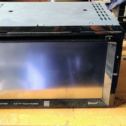 Dual DVD Touchscreen Radio 