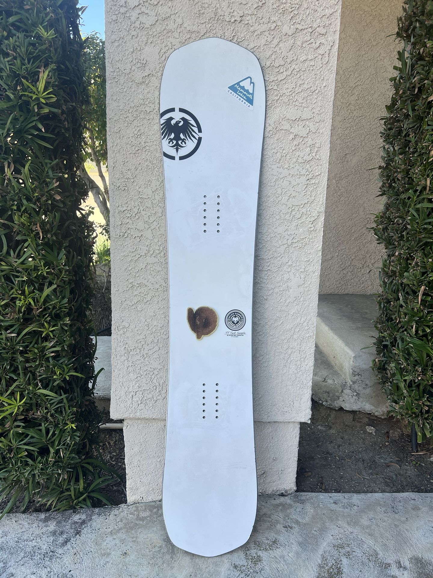 Never Summer Shaper Twin 153 Snowboard