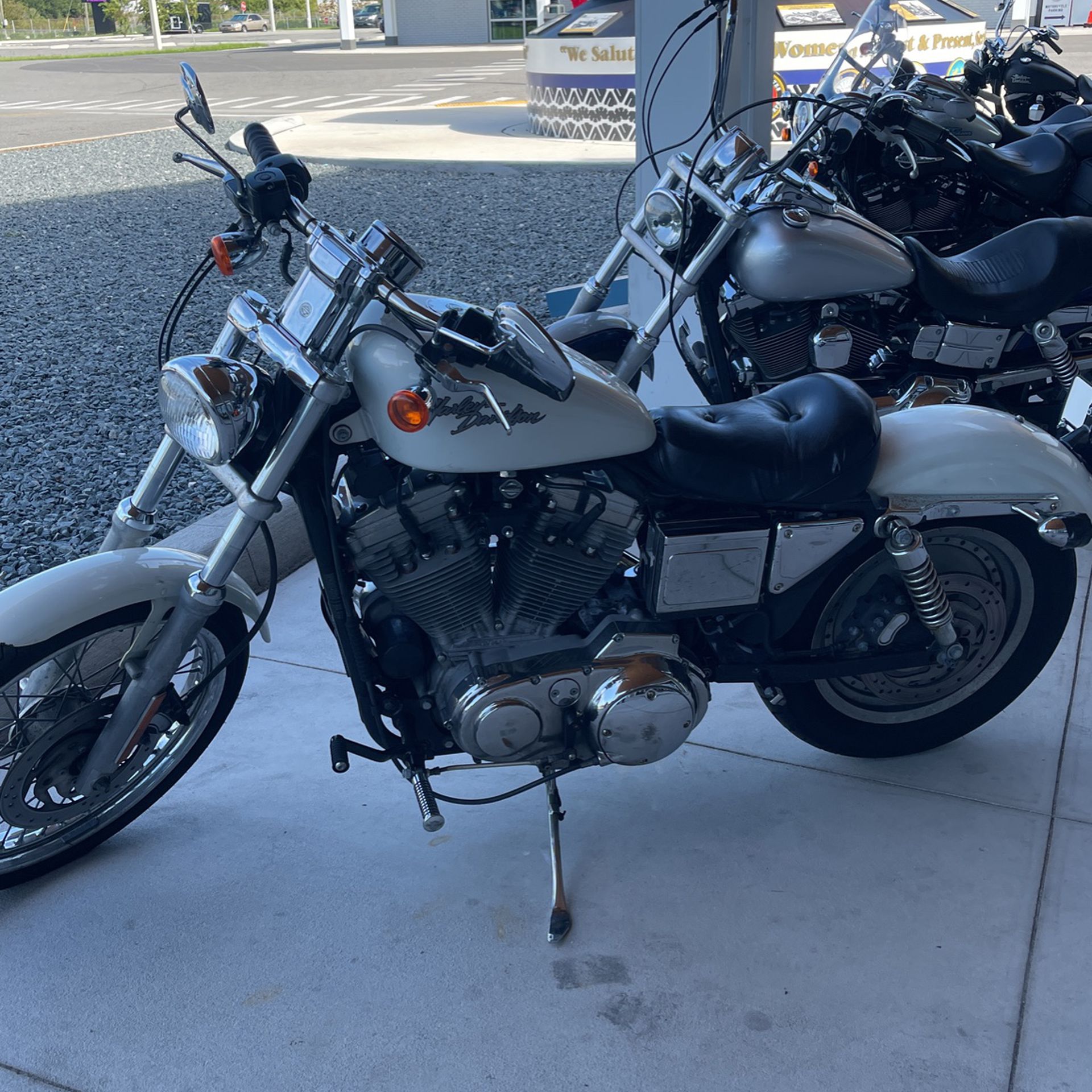 2002 Harley Davidson￼ XL883