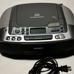 Sony Boombox Radio Works ! 