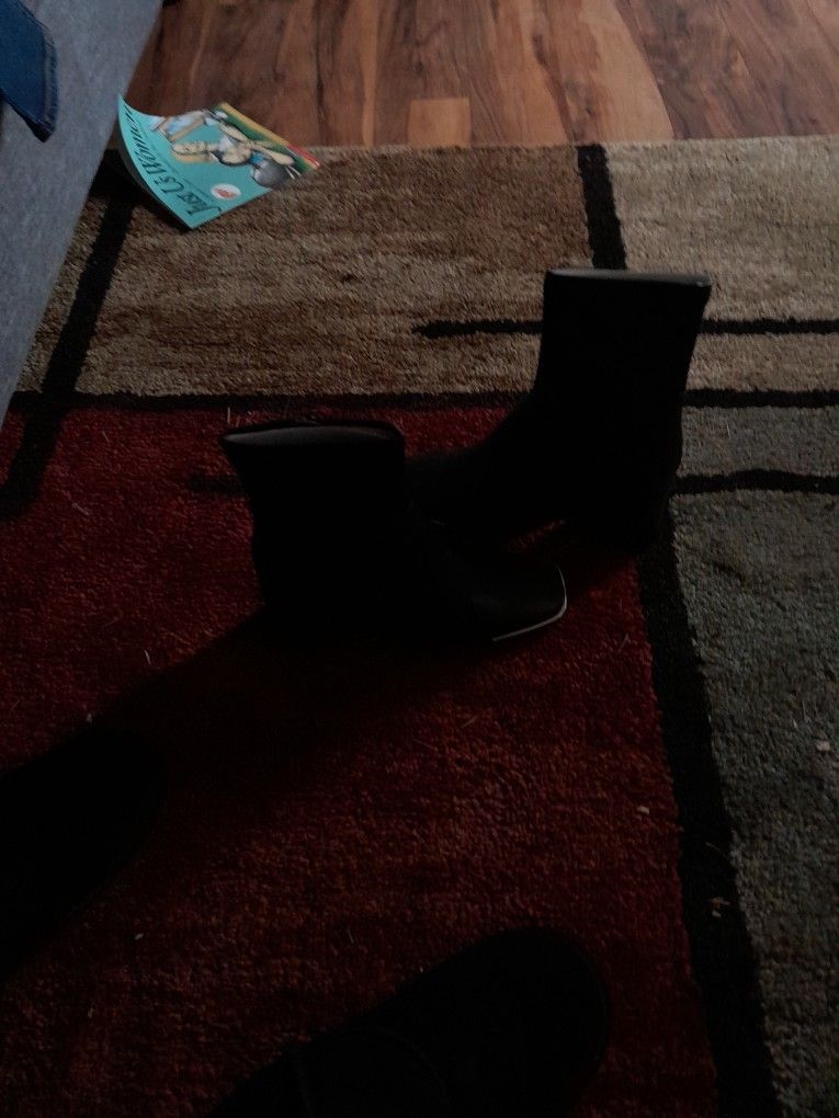 Aldo Auriella boots 7.5