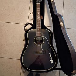 Alvarez Acoustic guitar with hard case