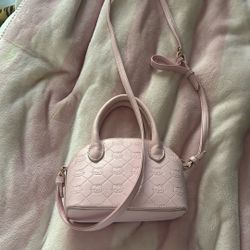 pink hello kitty purse