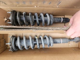 Toyota Tundra OEM shock assembly 2015