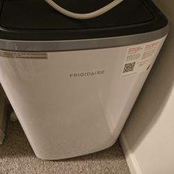 Frigidaire Room Air conditioner 