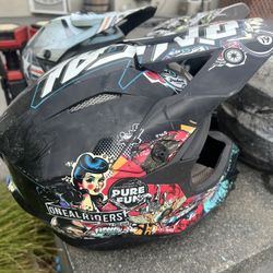 Motor Cycle Helmets (all 5 Included)