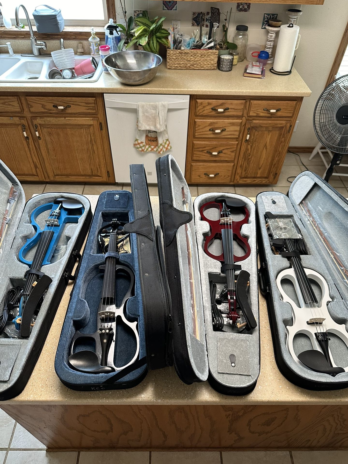 WACO We have 4 Electric Violins $180 Each