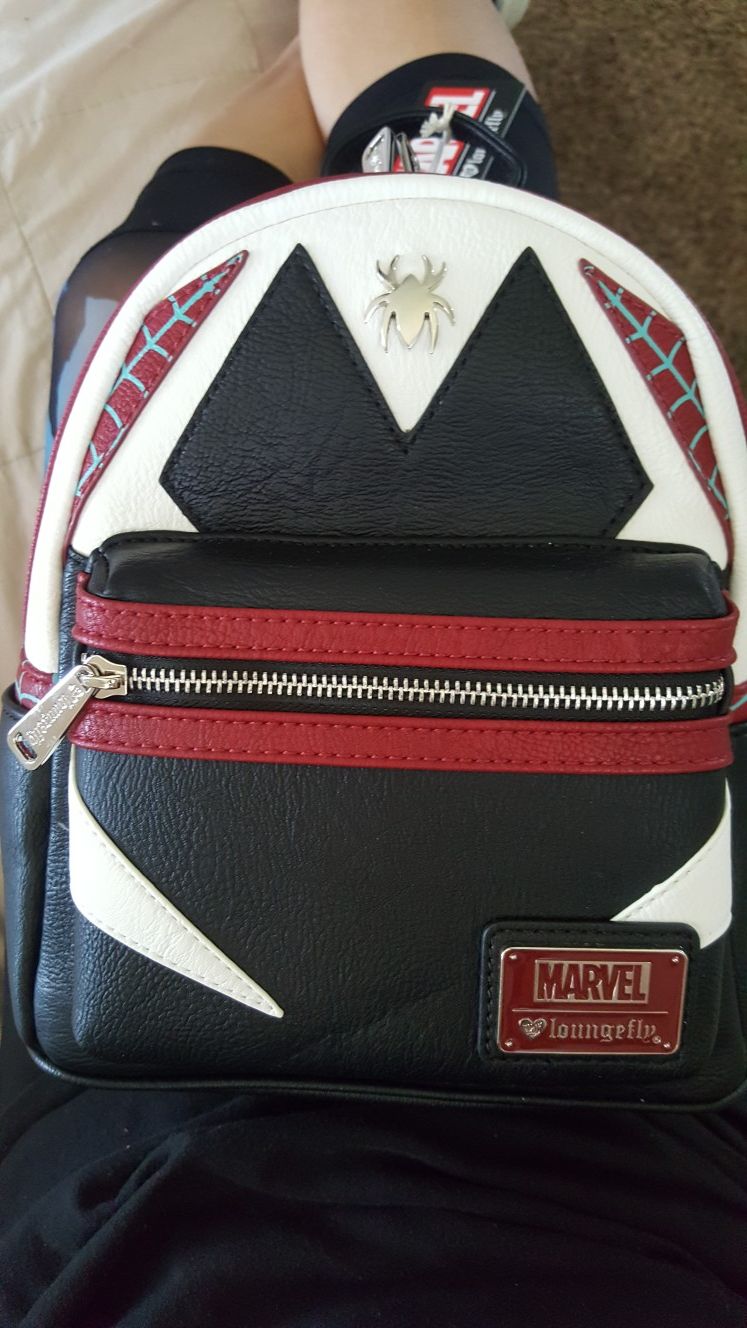 Loungefly spider gwen mini hotsell backpack