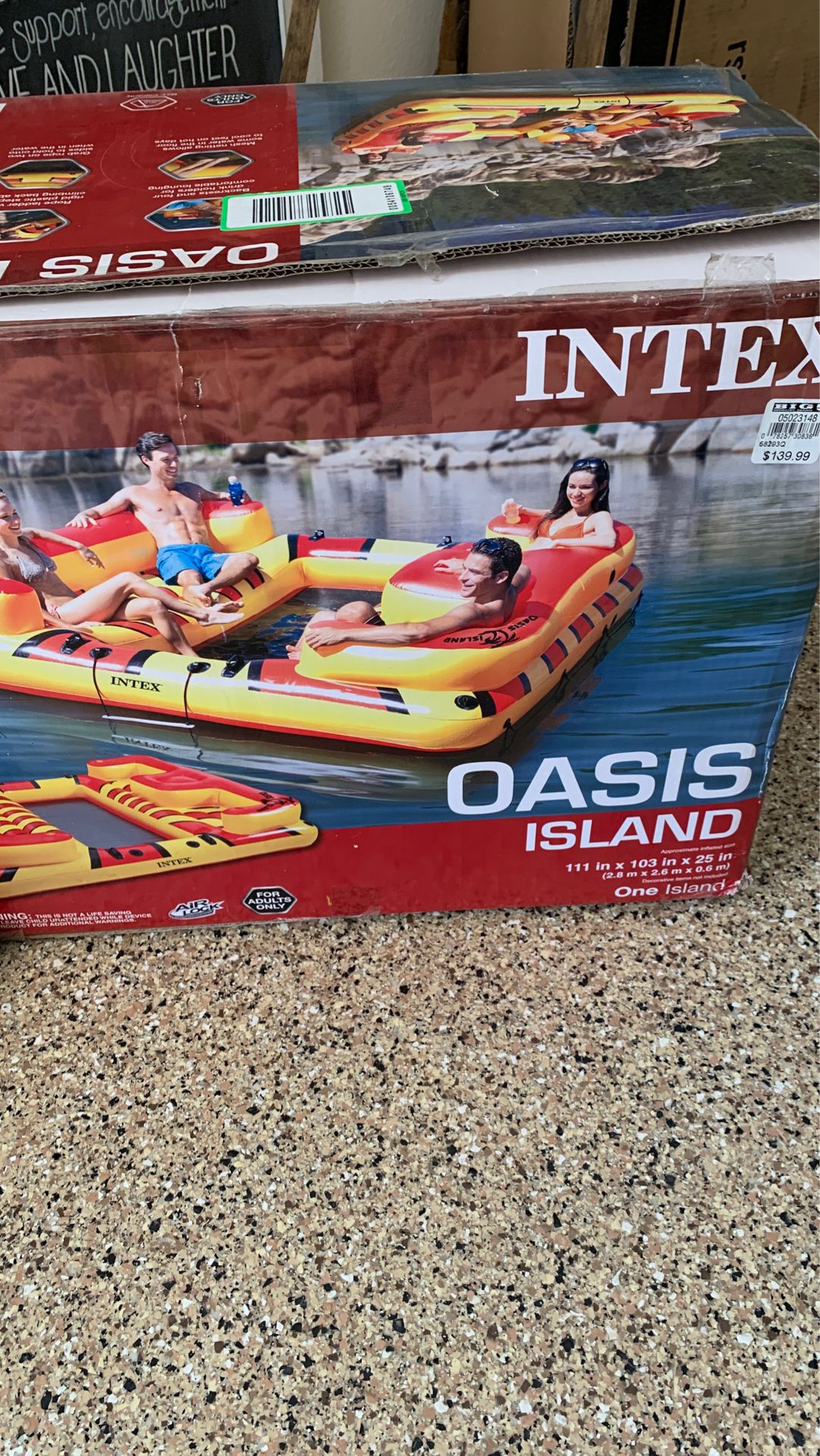 Large adult raft oasis 111 inch by 103