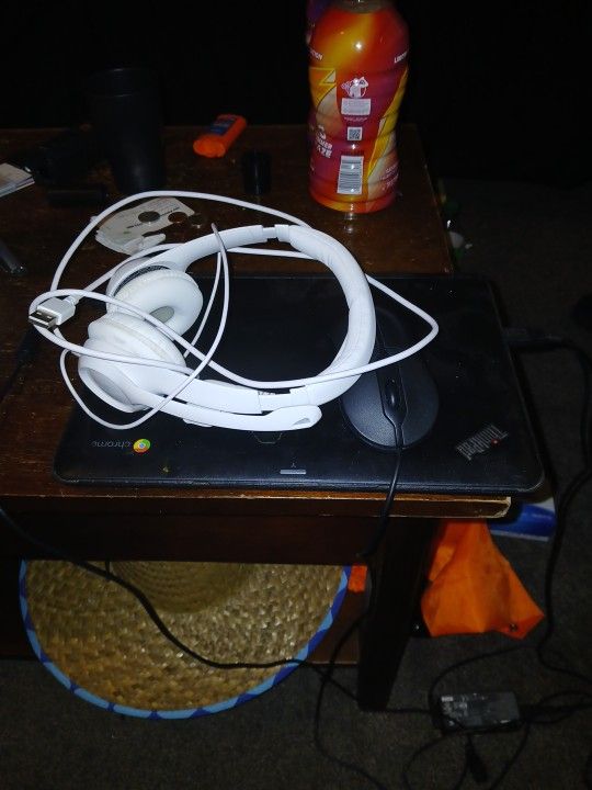 Del Think Pad Chromebook Laptop