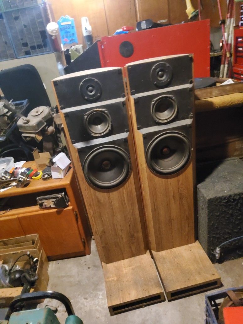 Handmade Tower speakers