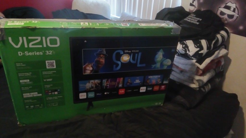 32-in TV