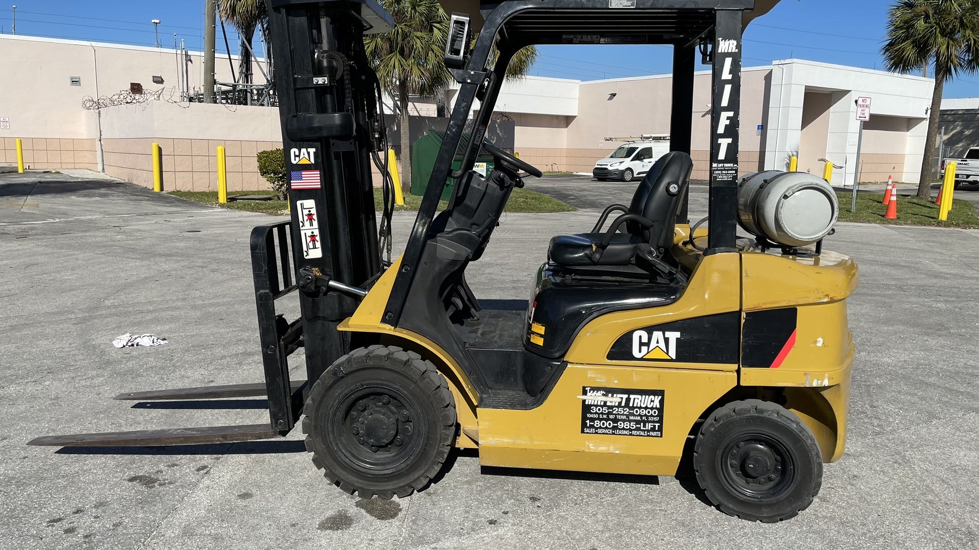 Cat Forklift