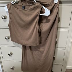 Maternity Clothing/ Ropa De Maternidad