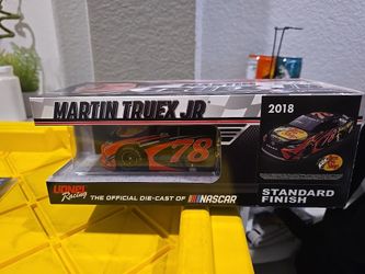 LIONEL RACING