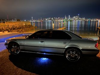 BMW 740iL