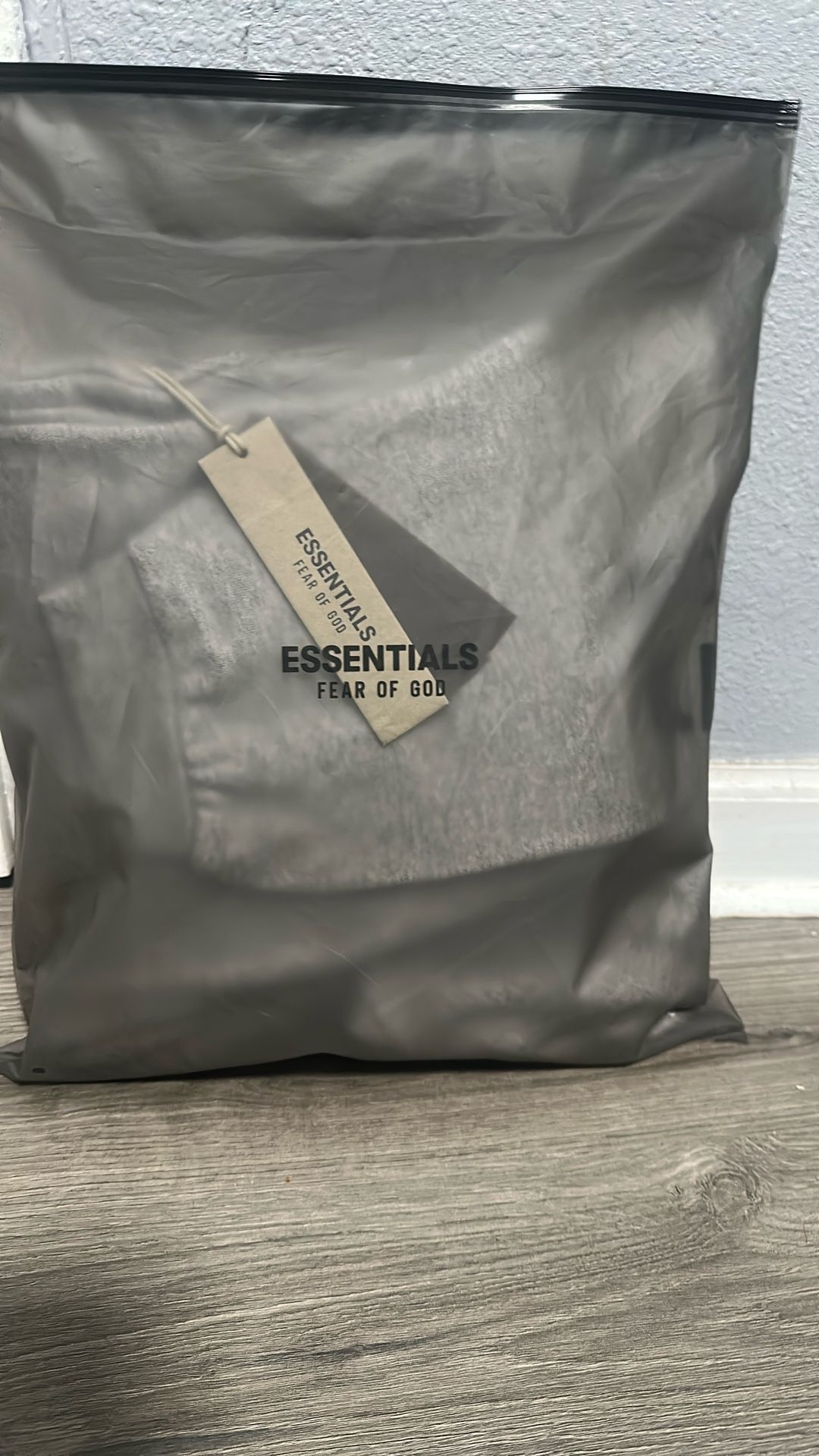 Essentials , Color Gray , Size Medium Men