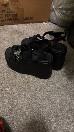 Demonia Size 12 Platform Shoes