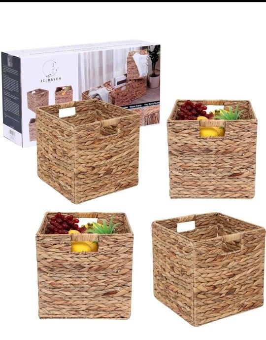 Set of 4 Handwoven Wicker Baskets/Totes