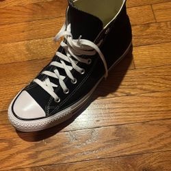 Converse Chuck Taylor’s