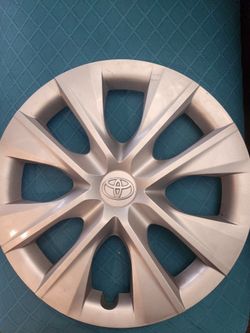 Toyota 15 Inch Hubcap