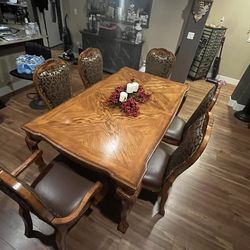 Beautiful Matching Table And China Hutch