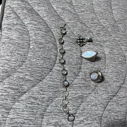 Amazing Moonstone Sterling Silver Jewelry
