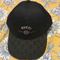 Black Designer Snap Back Hat 