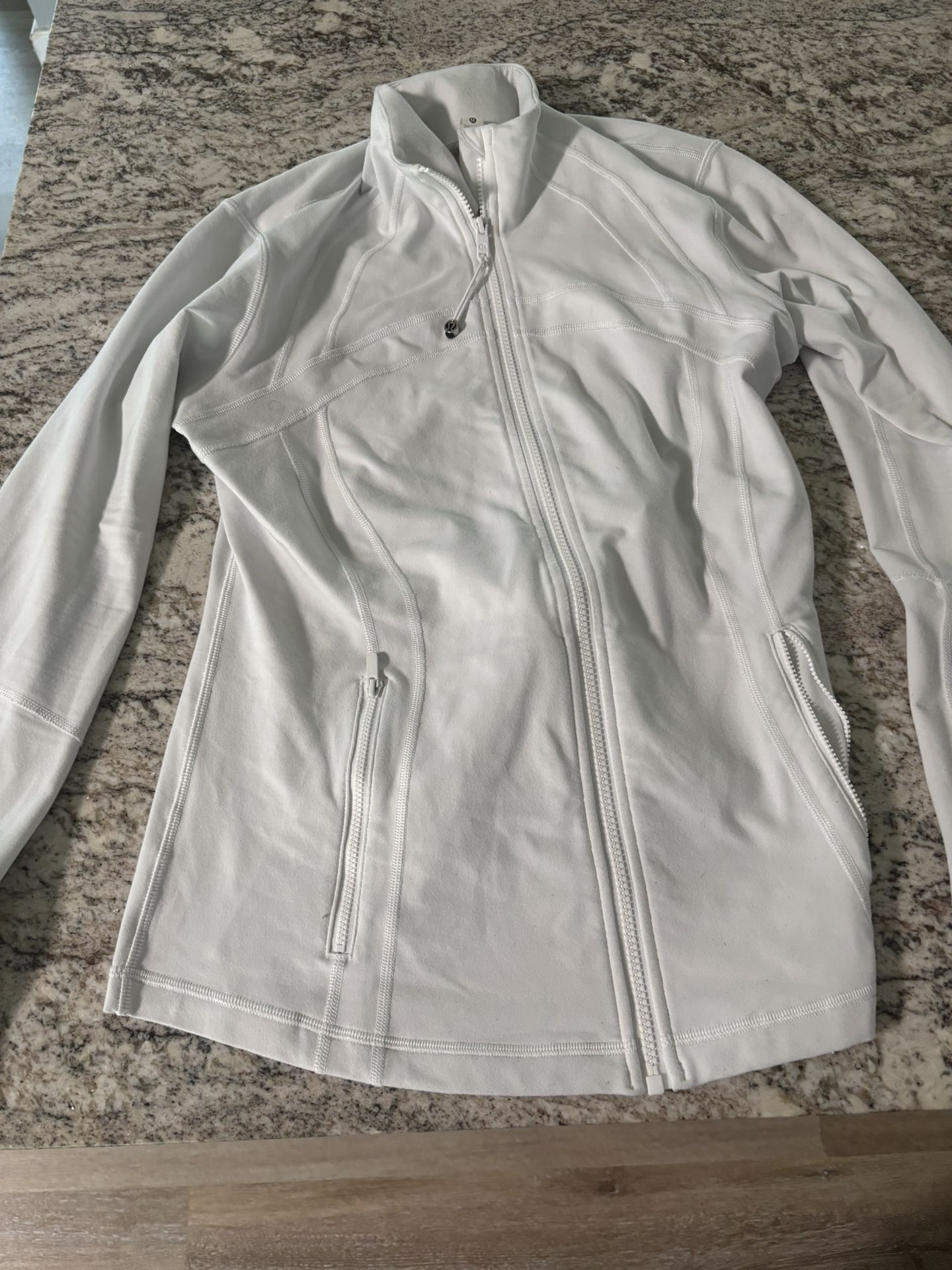 Lululemon jacket brand new