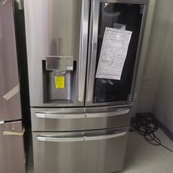LG INSTAVIEW FRENCH 4 DOOR REFRIGERATOR OPEN BOX ITEM WQ9