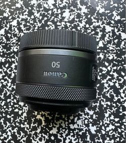 Canon - RF 50mm f/1.8 STM