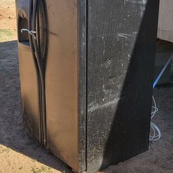 Amana Refrigerator 