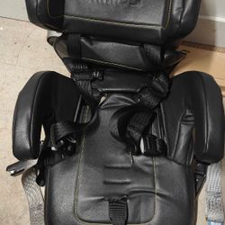 Immi Go Booster Seat