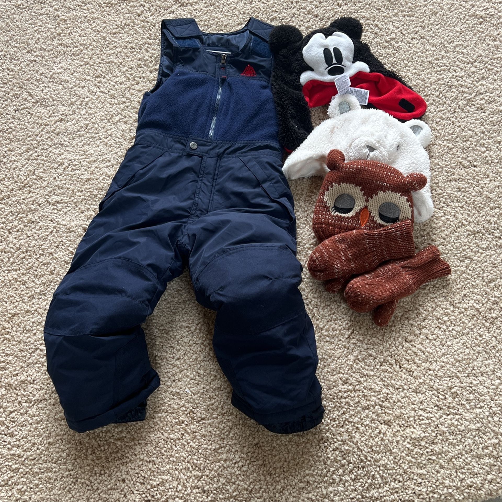 Snow Set (suit Size 5 Will Fit Most 3-5 Yr Olds) Hat And Mittens 18mo-3-4yrs