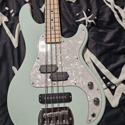 G&L SB-2 Tribute Electric Bass Guitar