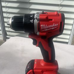 Milwaukee   Drill  / Driver Brushless