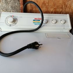 Whirpool Electric Dryer 220V Exelent Condition Super Capacity Work Fine 