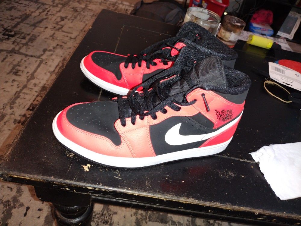 Jordan 1 Infared  Band New Size 10/